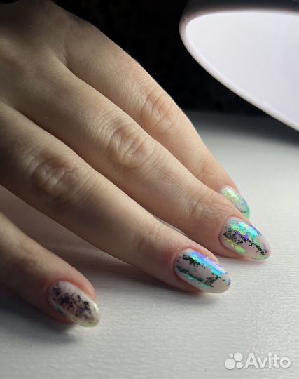 Маникюр педикюр