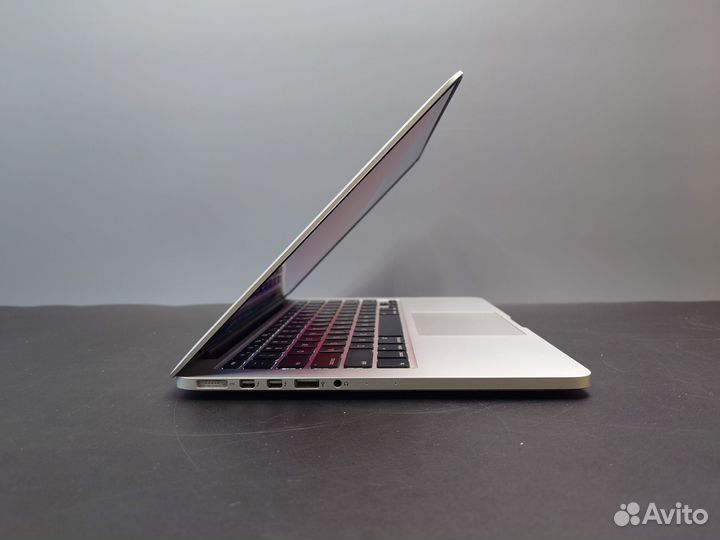 Ноутбук MacBook Pro 13