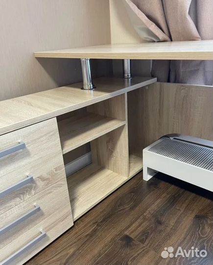 Стол компьютерный Алькор