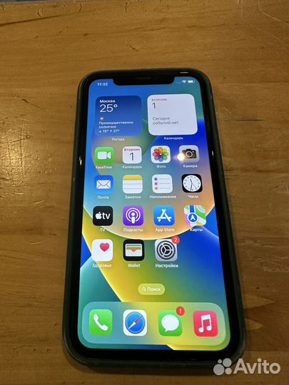 Телефон iPhone 11