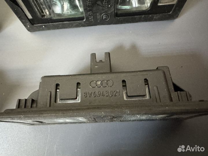 Подсветка номера 8W6943021A