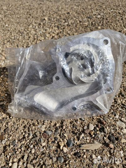 Помпа Ford Focus