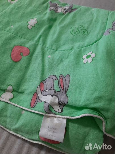 Постельное белье с одеялом в детскую кроватку
