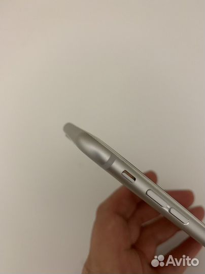 iPhone 6S, 32 ГБ