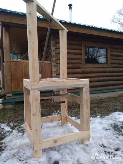 Мельница для зерна ручная