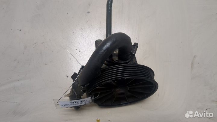 Гур Volvo V70, 2005