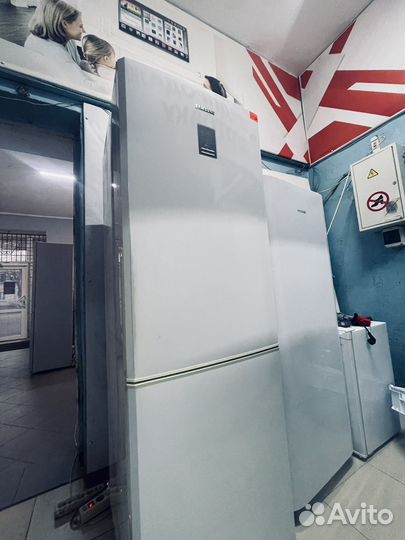 Холодильник Samsung No Frost