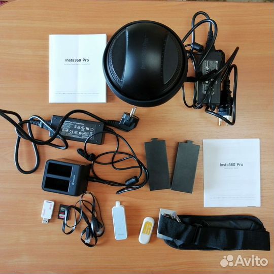 Камера Insta 360 pro с двумя аккумуляторами