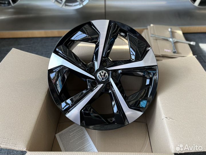 Новые диски R18 на Volkswagen Tiguan Skoda Karoq