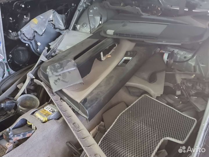 Toyota Mark X в полный разбор