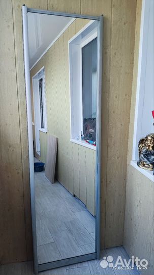 Дверь купе для шкафа