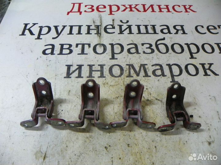 Петля двери Kia Ceed