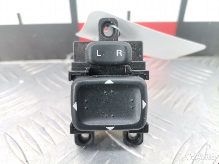 Кнопка (выключатель) Mazda 6 GG 2002