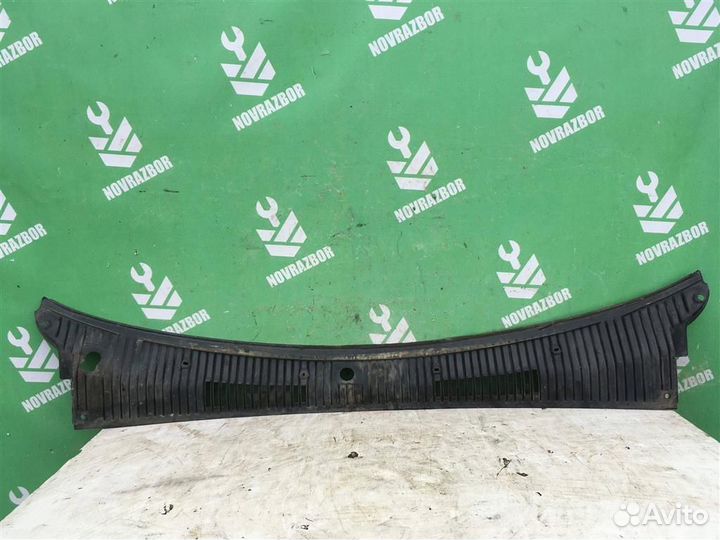 Решетка стеклоочистителя Киа Спортейдж