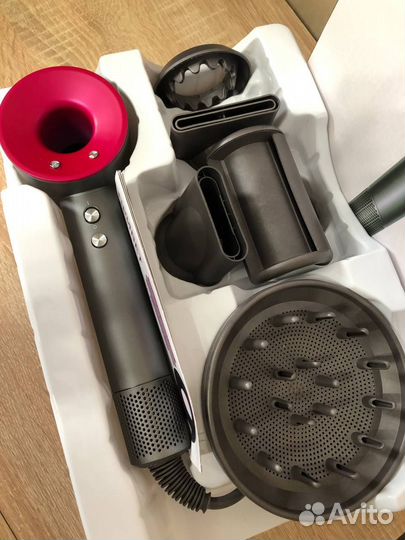 Dyson фен