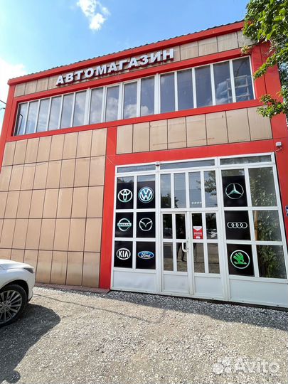 Правая петля капота на Тойота Королла E150 06-13