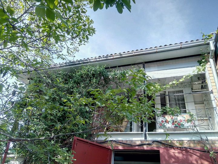 Комната 16 м² в 3-к., 2/2 эт.