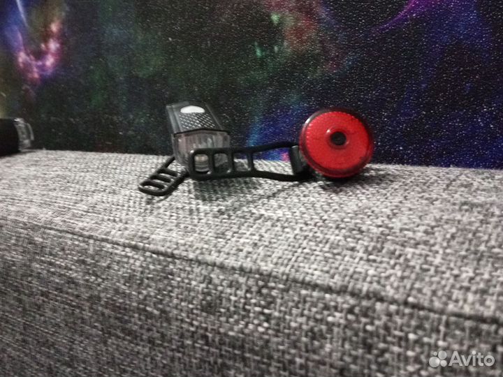 Фонарик для велосипеда