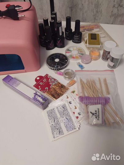 Набор для маникюра Уф лампа гель лаки и декор