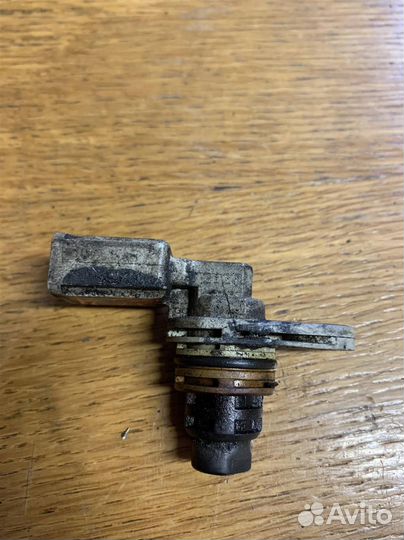 Датчик положения распредвала VW Touareg