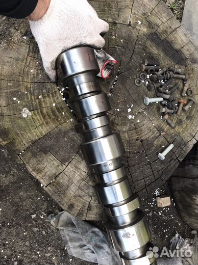 Распредвал cat 15 250-0740