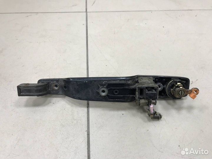 Ручка двери наружная передняя левая