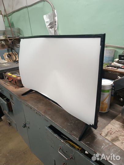 Телевизор разбит