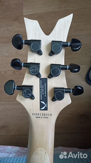 Электрогитара