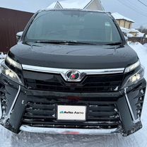 Toyota Voxy 2.0 CVT, 2018, 76 000 км, с пробегом, цена 2 650 000 руб.