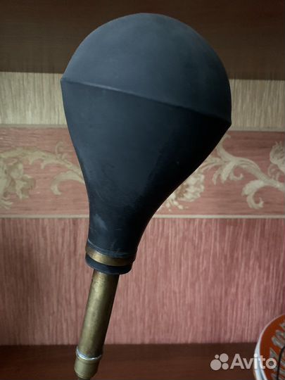 Старинный клаксон