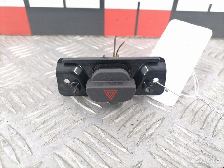 Кнопка аварийной сигнализации Ford Fiesta 5 2006
