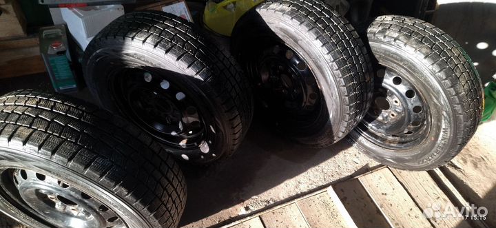 Продам шины зимние липучка с дисками