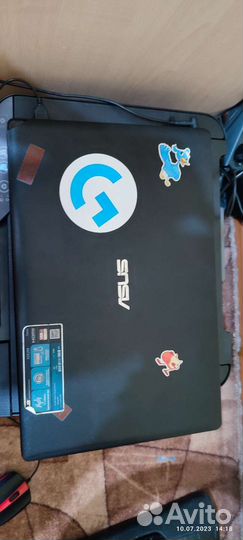 Ноутбук asus