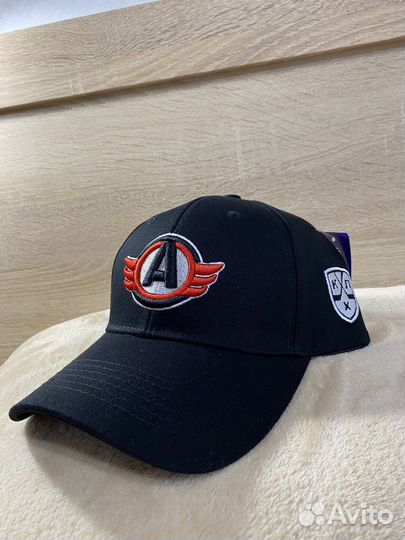 Кепка-бейсболка