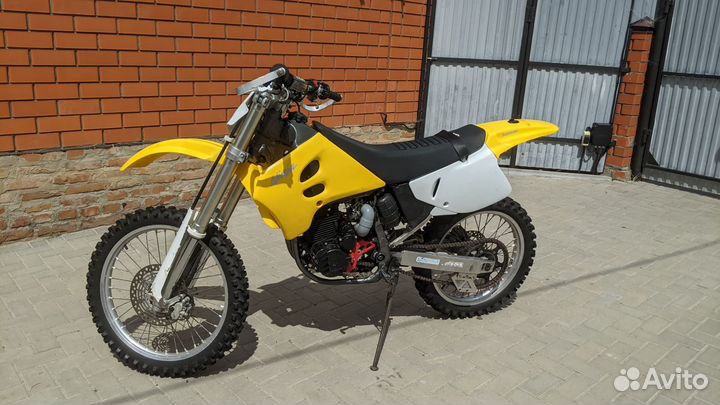 Suzuki RM 172FMM