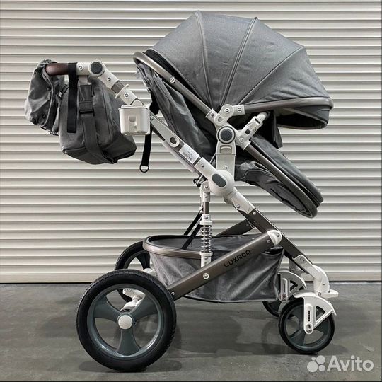 Прогулочная коляска Luxmom