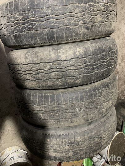 Bridgestone Dueler A/T 225/65 R17
