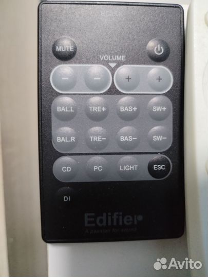 Активные колонки Edifier s730
