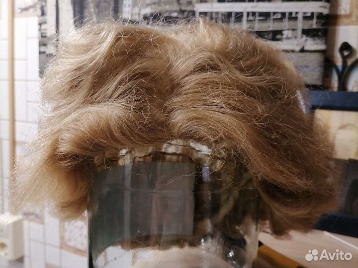 Парик, шиньон