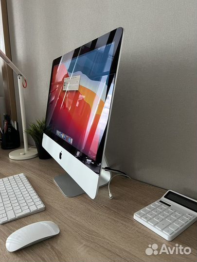Apple iMac 21,5 2019 16/256 SSD как новый