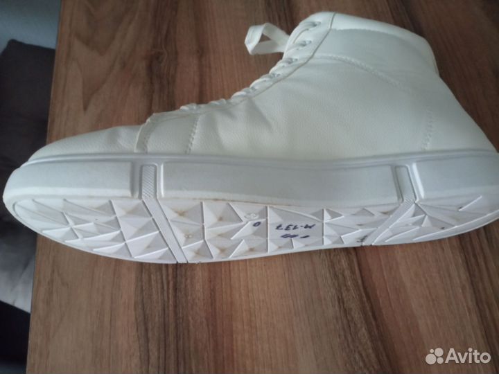 Мужские зимние кроссовки с мехом