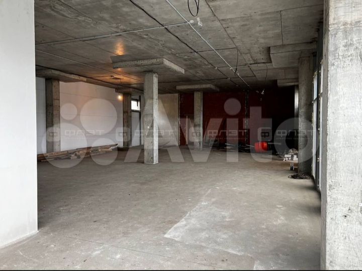 Торговая площадь в Усадах на первой линии, 170 м²