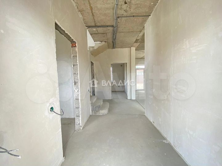 Таунхаус 187 м² на участке 4,6 сот.