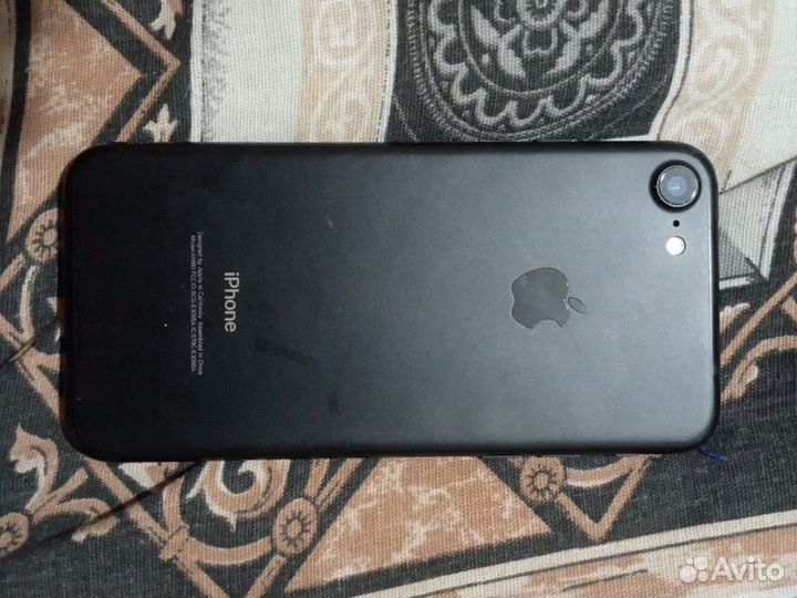 iPhone 7, 32 ГБ