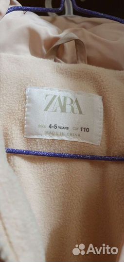 Куртка zara на девочку 110см