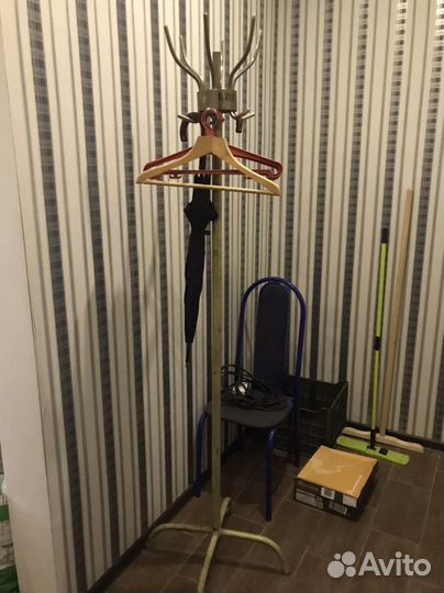 Вешалка напольная
