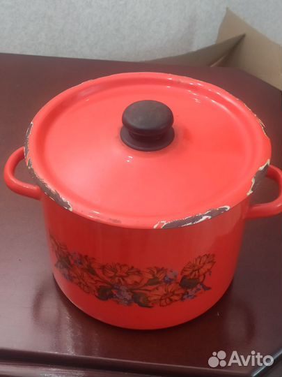 Кастрюля эмалированная СССР 6литров