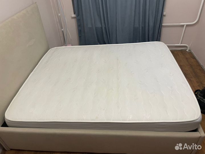 Матрас 160х200 бу