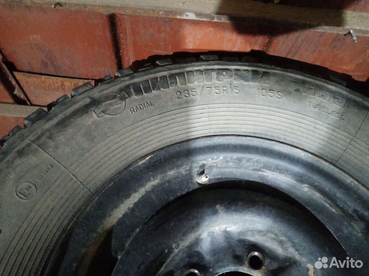 КАМА И-520 235/75 R15