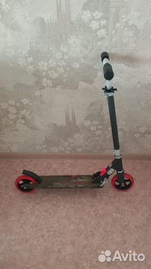 Продам детский самокат
